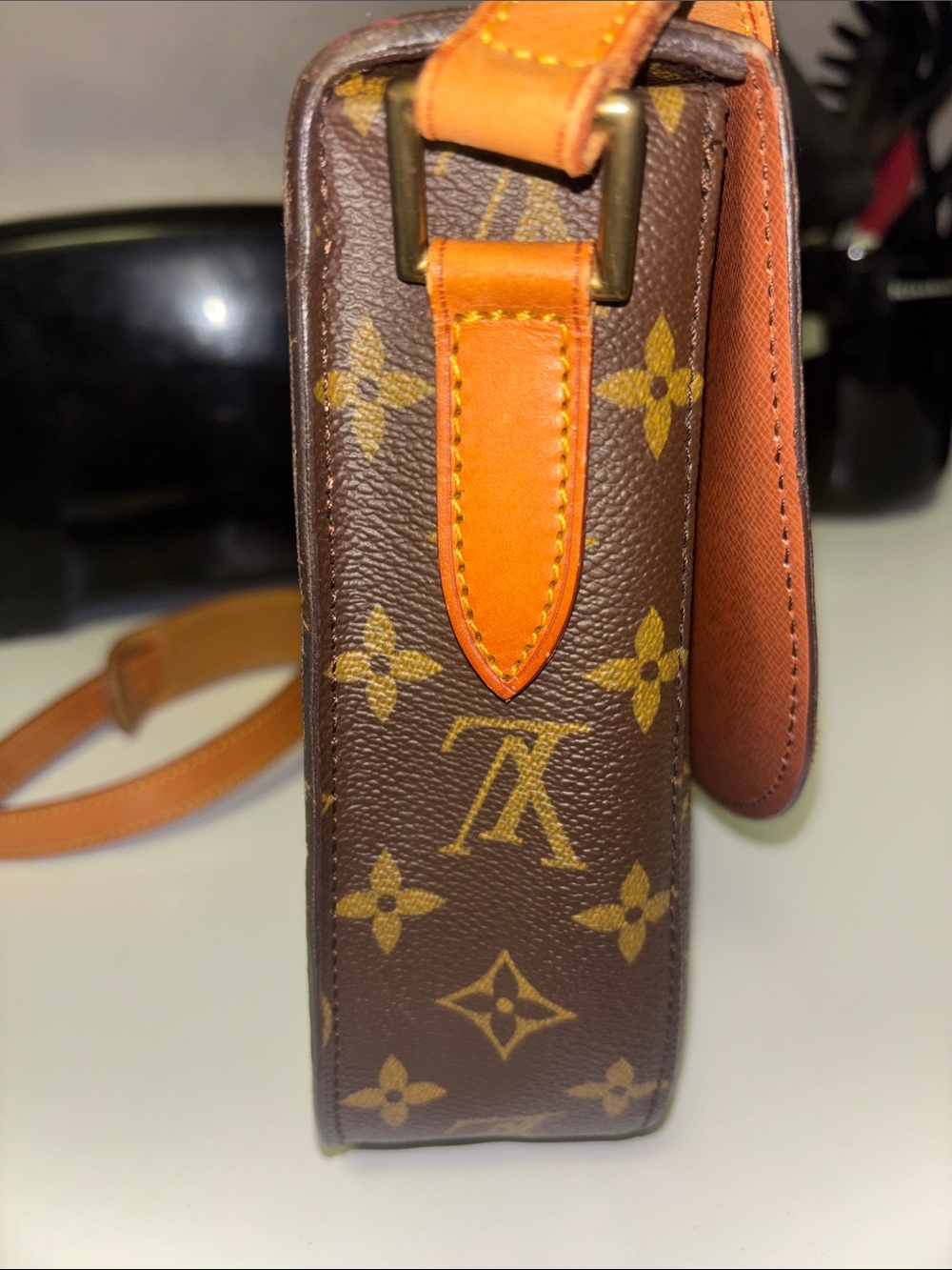 Louis Vuitton Large Monogram St Cloud Crossbody w/ Adjustable Strap & LV Wallet - Picture 15 of 17